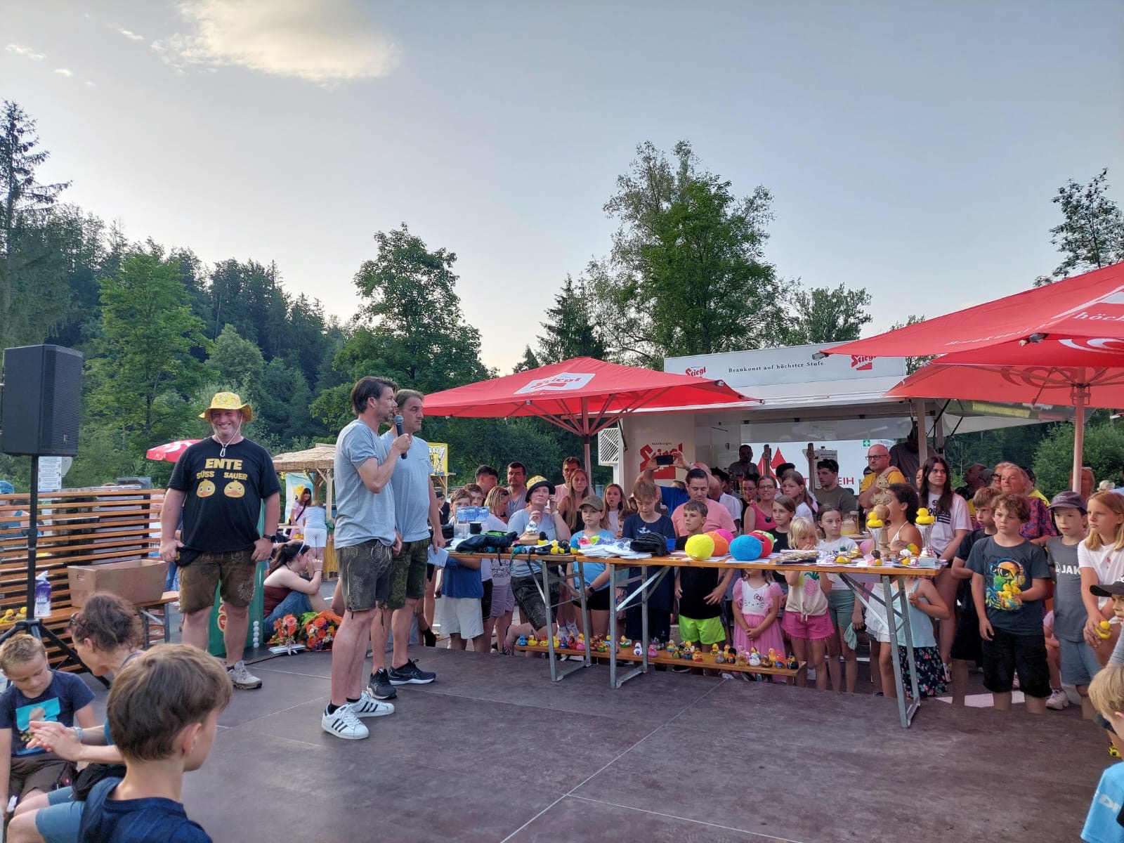 8b83fc0f-25d4-4beb-93b5-fa65aa5f29e3